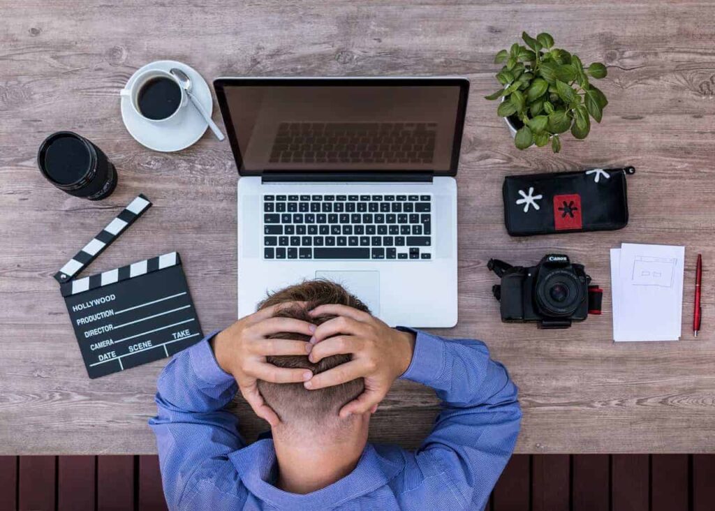 Como entender a emoção no trabalho